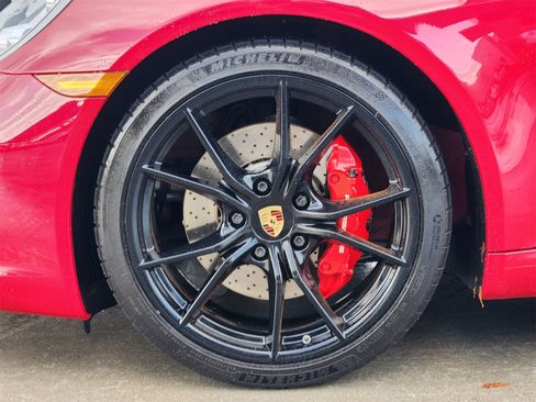 Used 2019 Porsche 911 Carrera 4S image 12