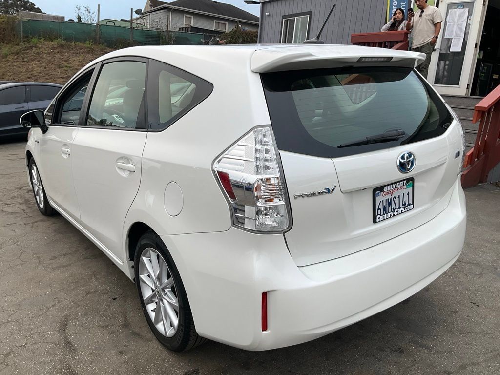 Used 2012 Toyota Prius V Five FWD image 82