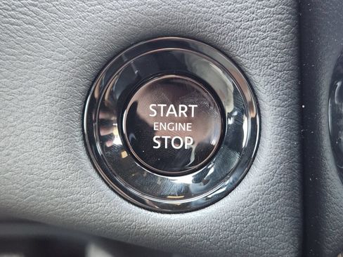 New 2026 Nissan Armada SL w/ Captain's Chari Seat Package AWD/4WD image 20
