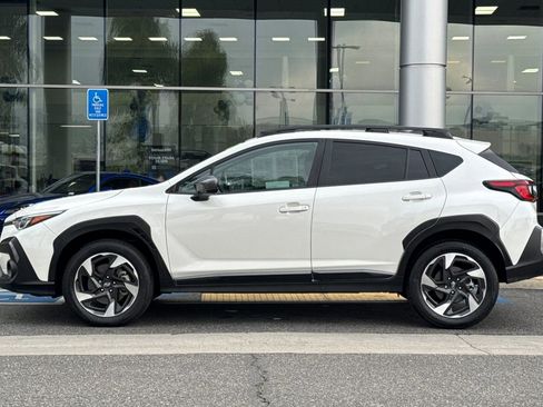 Certified 2025 Subaru Crosstrek 2.5i Limited w/ Crosstrek Mirror Package image 9
