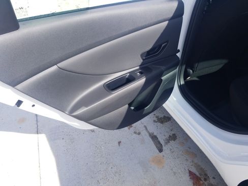 New 2026 Hyundai Elantra Sport image 11