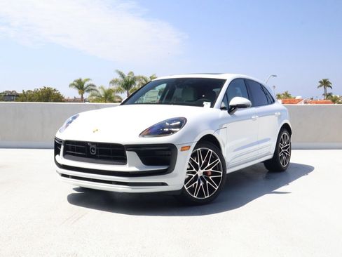 New 2026 Porsche Macan S AWD/4WD image 1