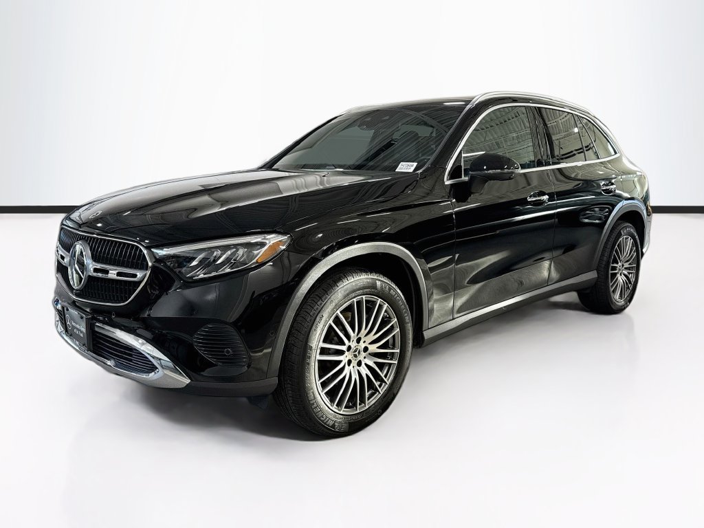 Certified 2026 Mercedes-Benz GLC 300 4MATIC image 1