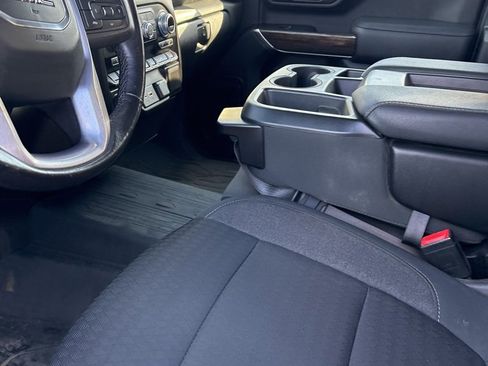 Used 2021 GMC Sierra 2500 SLE w/ SLE Value Package; image 9