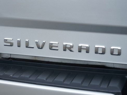 Used 2017 Chevrolet Silverado 1500 LTZ Z71 w/ LTZ Plus Package AWD/4WD image 53
