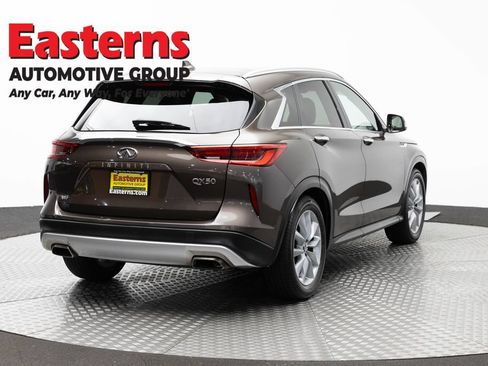 Used 2019 INFINITI QX50 Luxe w/ Navigation Package AWD/4WD image 5