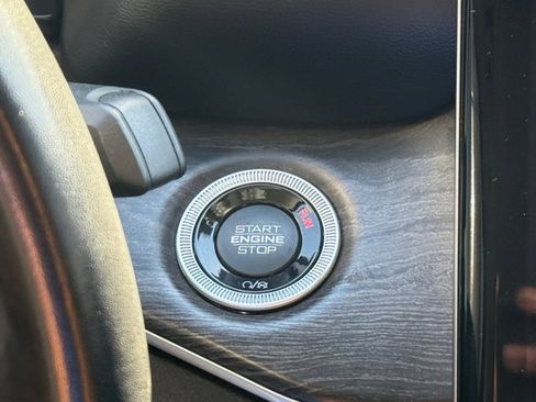 Used 2021 Jeep Grand Cherokee L Limited image 21