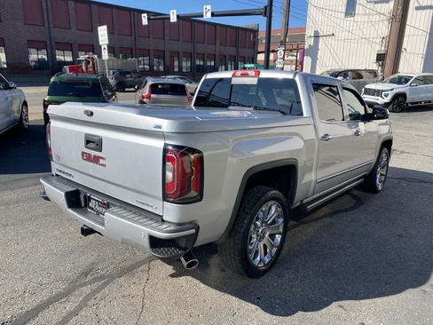Used 2018 GMC Sierra 1500 Denali w/ Denali Ultimate Package AWD/4WD image 6