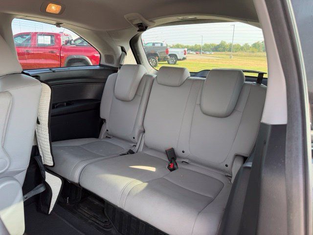 Used 2019 Honda Odyssey Elite image 13