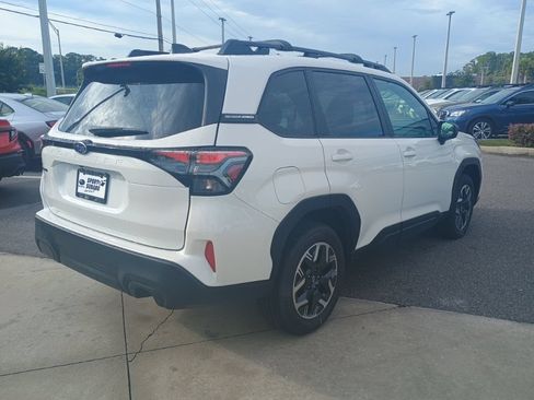 New 2026 Subaru Forester Premium AWD/4WD image 5