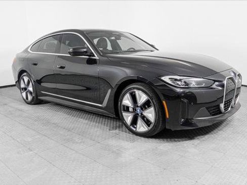 Used 2023 BMW i4 eDrive35 RWD image 11