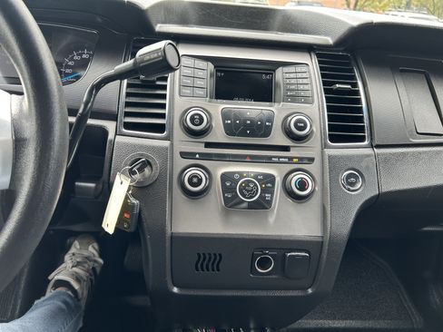 Used 2015 Ford Taurus Police Interceptor image 19