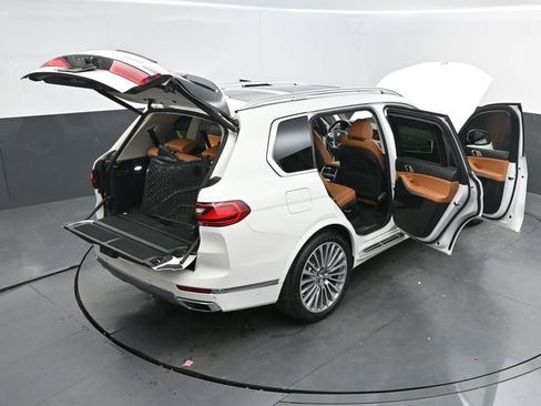 Certified 2022 BMW X7 xDrive40i w/ Premium Package image 59