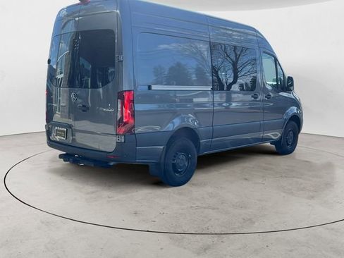 Used 2024 Mercedes-Benz Sprinter 2500 image 5
