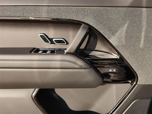 New 2026 Land Rover Range Rover Sport Dynamic SE image 16