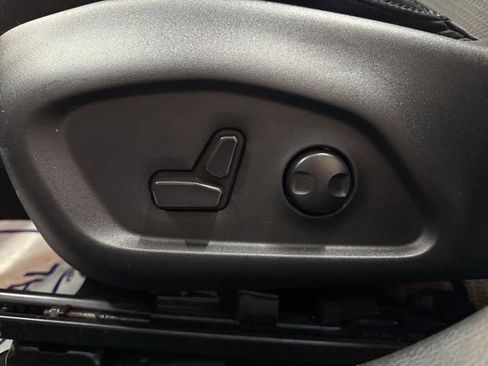 Used 2022 Jeep Compass Altitude w/ Sun and Sound Group image 27