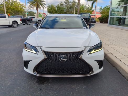 Used 2020 Lexus ES 350 F Sport image 2
