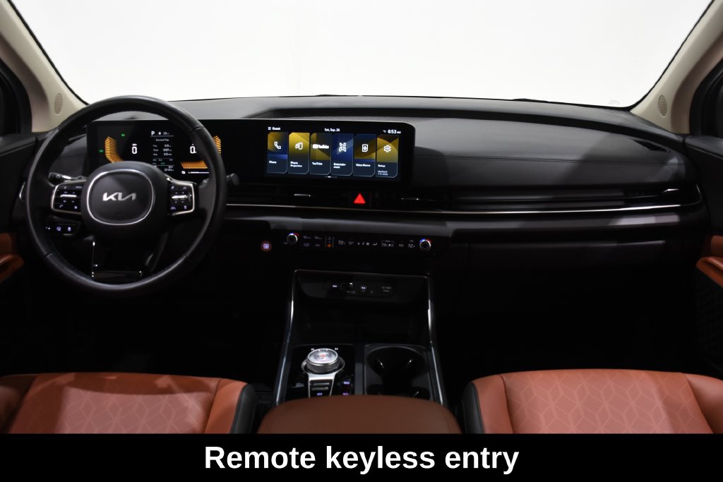 Used 2026 Kia Carnival EX FWD image 9