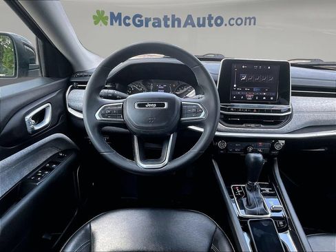 Used 2022 Jeep Compass Latitude AWD/4WD image 10