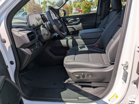 Used 2026 Chevrolet Silverado EV LT w/ Plus Package image 11