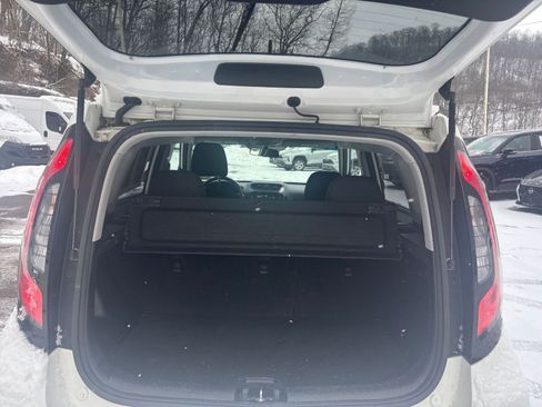 Used 2019 Kia Soul + image 29