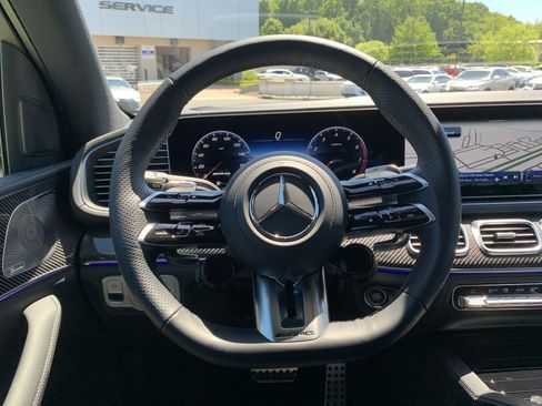 Used 2025 Mercedes-Benz GLE 53 AMG 4MATIC image 18