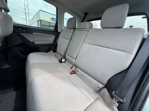 Used 2017 Subaru Forester 2.5i Premium w/ All-Weather Package AWD/4WD image 9