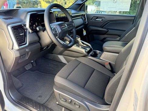 New 2026 GMC Canyon Elevation w/ Convenience Package RWD image 10
