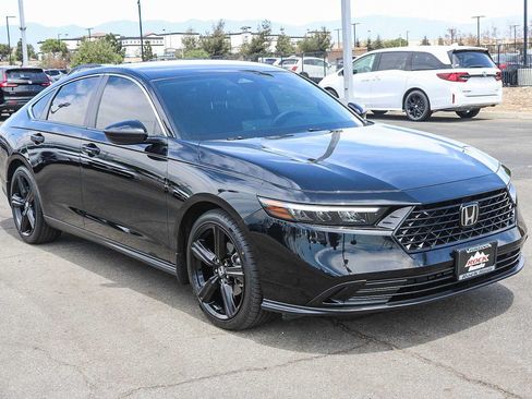 Certified 2024 Honda Accord LX image 3