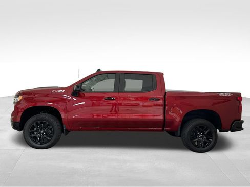 Used 2026 Chevrolet Silverado 1500 LT Trail Boss w/ LT Trail Boss Premium Package AWD/4WD image 2