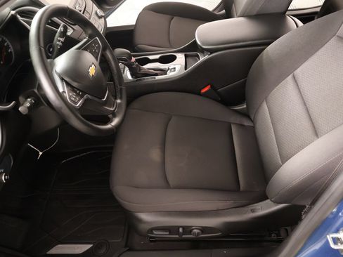 Used 2025 Chevrolet Malibu RS FWD image 10