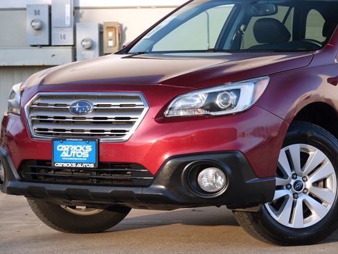 Used 2017 Subaru Outback 2.5i Premium image 22