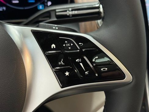 New 2026 Mercedes-Benz GLC 300 4MATIC image 12