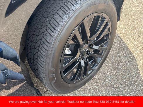 Used 2025 Chevrolet Tahoe Premier AWD/4WD image 11
