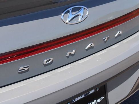 Used 2023 Hyundai Sonata SEL Plus FWD image 10