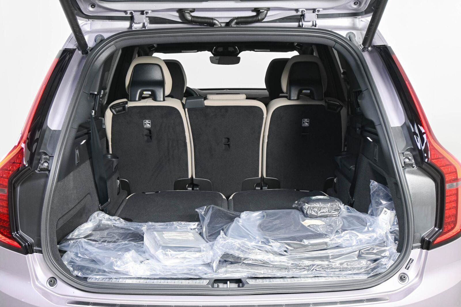 New 2026 Volvo XC90 T8 Core w/ Protection Package Premier AWD/4WD image 31