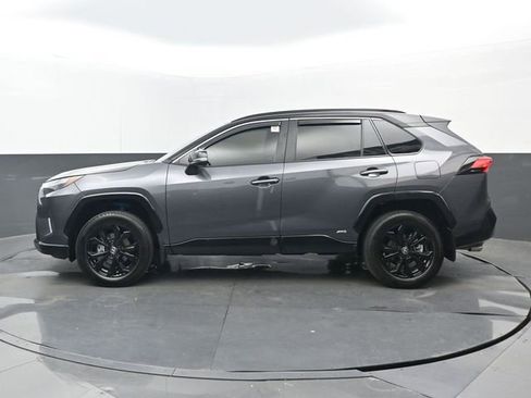 Used 2024 Toyota RAV4 XSE AWD/4WD image 23