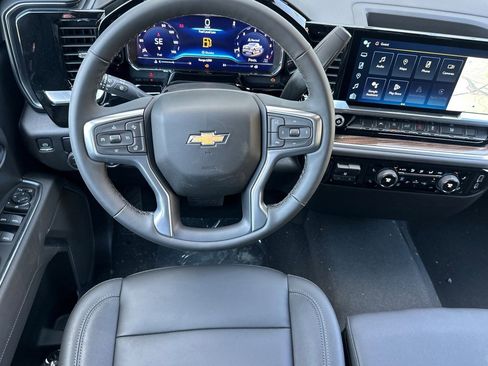 New 2025 Chevrolet Silverado 1500 LT w/ Leather Package image 16