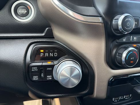 Used 2022 RAM 1500 Laramie AWD/4WD image 21