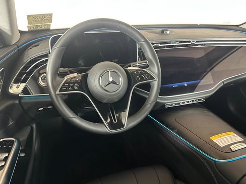Used 2026 Mercedes-Benz E 350 Sedan image 25