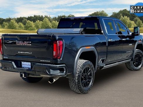Used 2022 GMC Sierra 2500 Denali w/ Denali Black Diamond Edition image 11