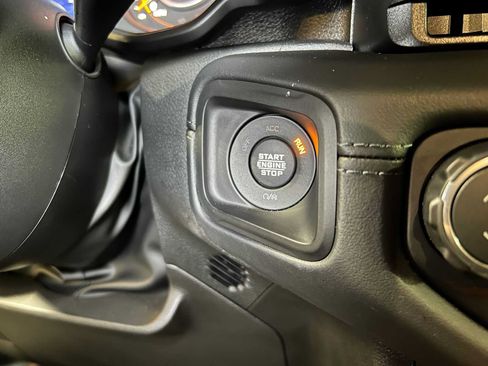 Used 2026 Jeep Gladiator Mojave AWD/4WD image 29