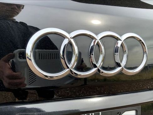 Used 2023 Audi SQ7 Premium Plus w/ Executive Package AWD/4WD image 31