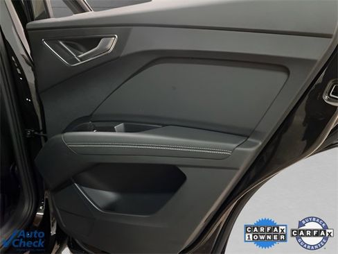 Used 2024 Audi Q4 e-tron Premium image 67