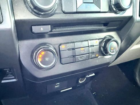Used 2017 Ford F150 XLT RWD image 14