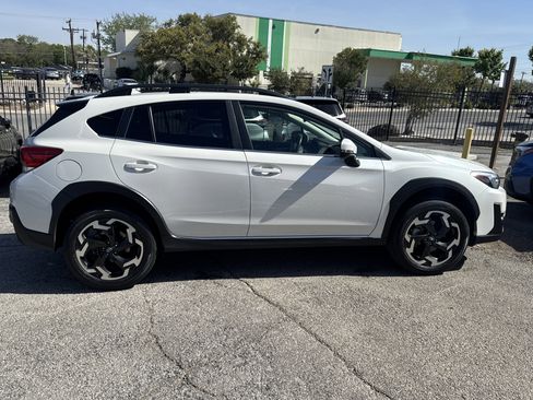 Used 2023 Subaru Crosstrek 2.5i Limited image 2