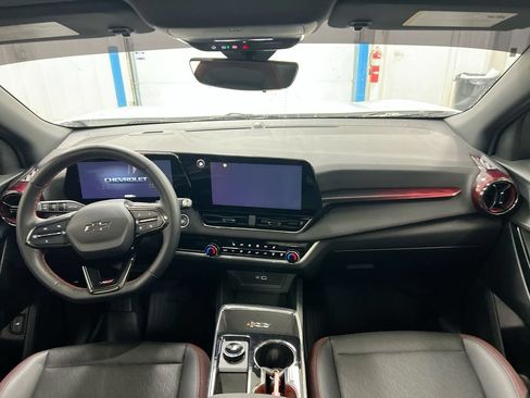 Used 2025 Chevrolet Equinox RS w/ Safety and Technology Package AWD/4WD image 10