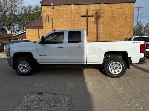 Used 2015 Chevrolet Silverado 2500 LT w/ LT Fleet Convenience Package image 19