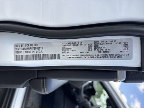 New 2026 Jeep Grand Cherokee L Limited AWD/4WD image 35