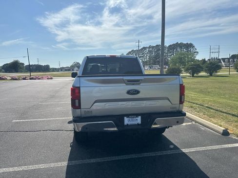 Used 2019 Ford F150 Lariat image 8